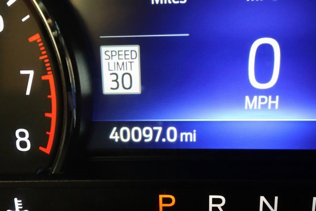 Used 2022 Ford Explorer Limited w/ Equipment Group 301A image 15