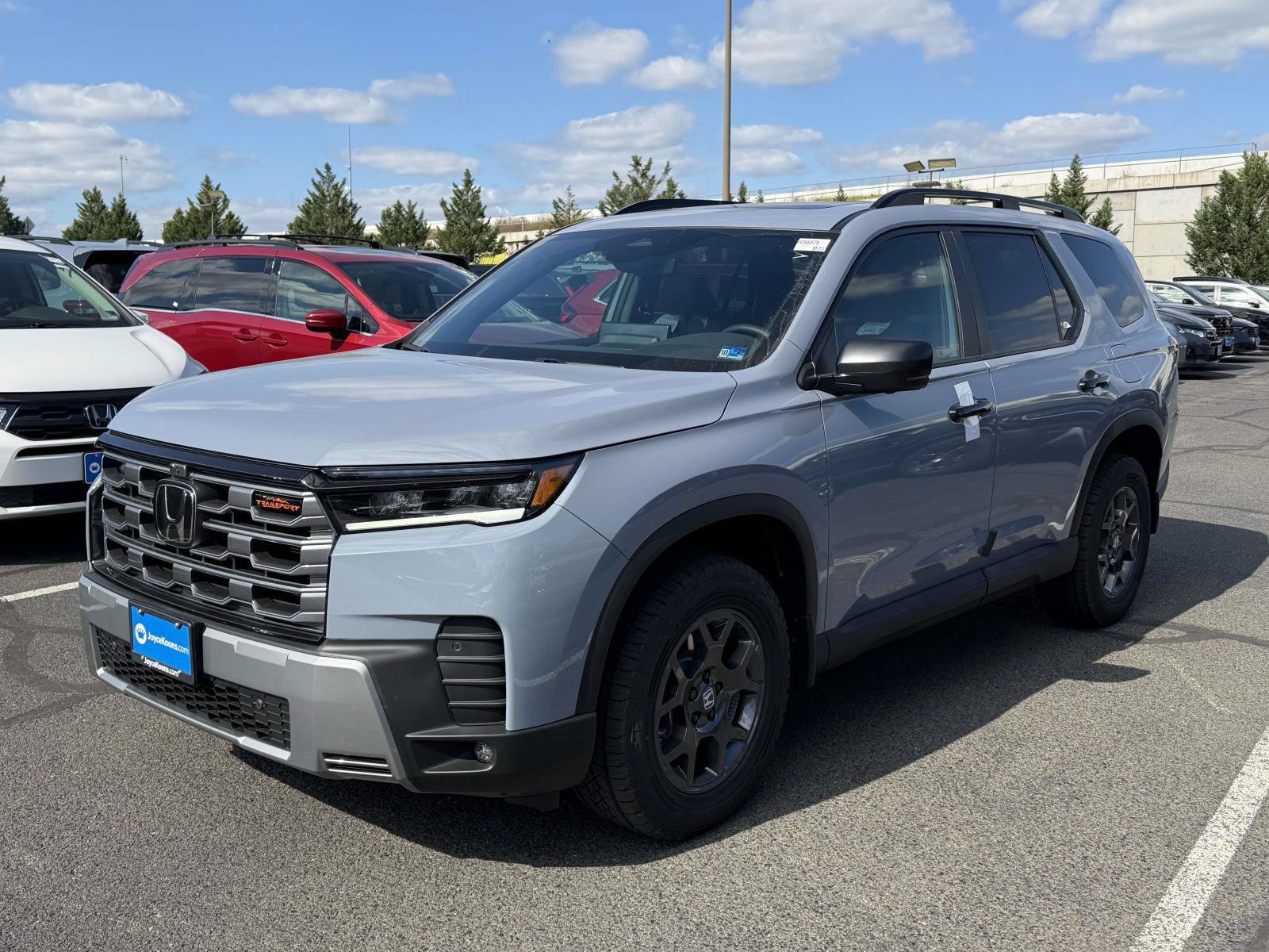 New 2026 Honda Pilot TrailSport image 4