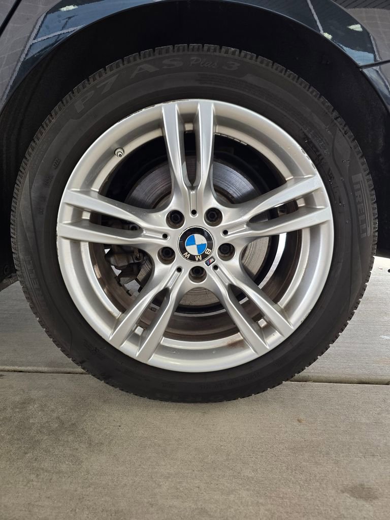 Used 2018 BMW 340i Gran Turismo xDrive image 12