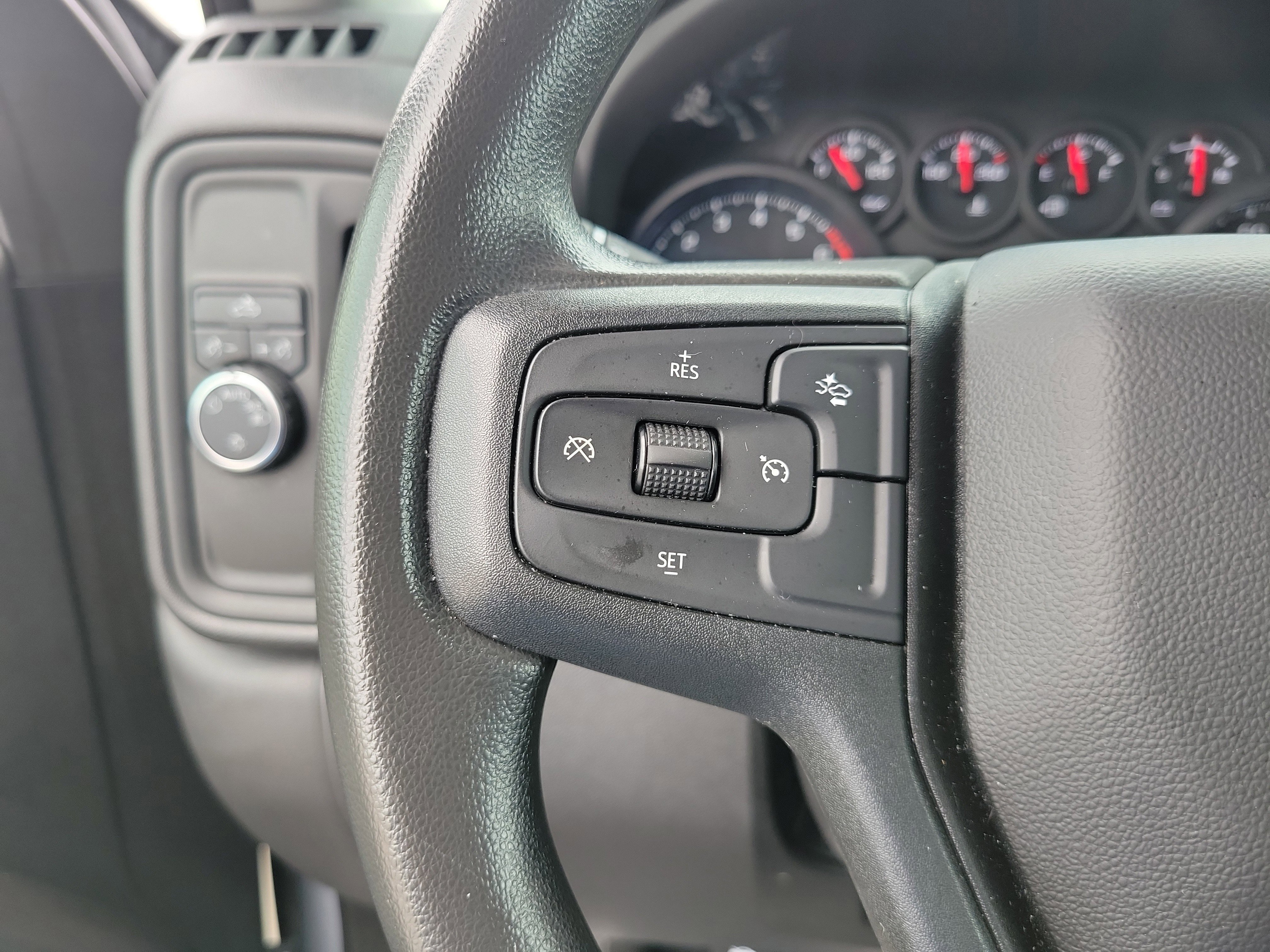 Used 2024 Chevrolet Silverado 1500 Custom RWD image 18