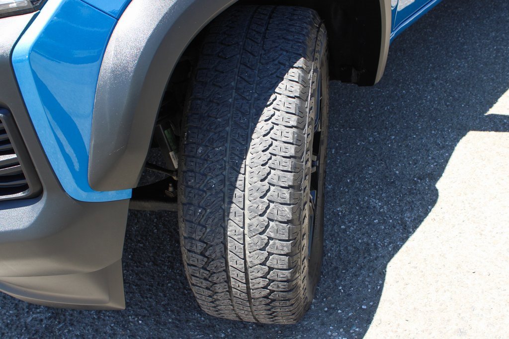 Used 2023 Chevrolet Colorado Trail Boss w/ LPO, Dark Essentials Package image 42