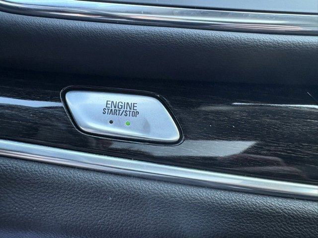 Used 2021 Buick Enclave Avenir w/ Avenir Technology Package image 39