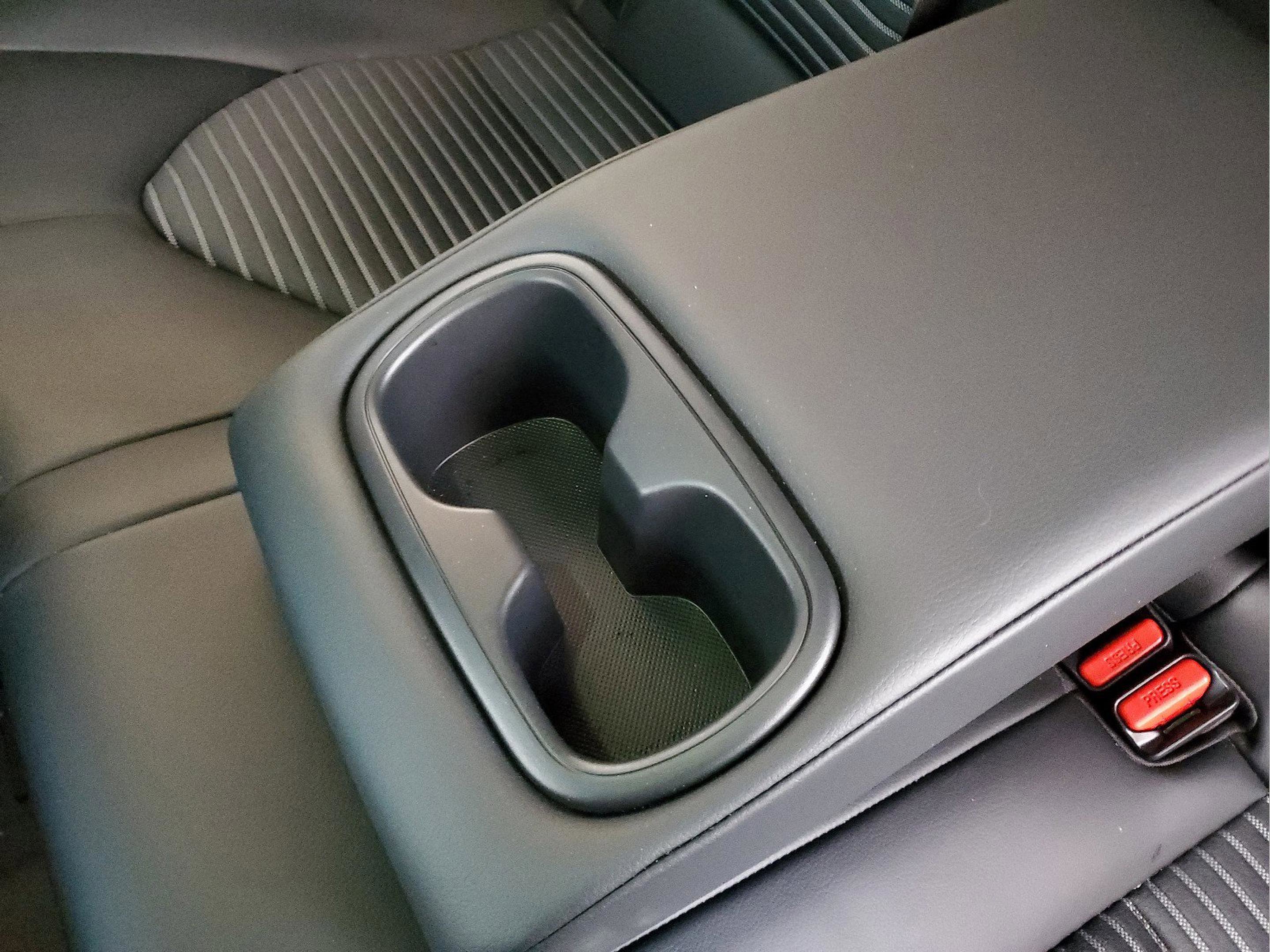 Used 2023 Toyota Camry SE image 8