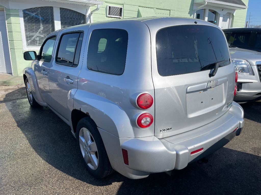 Used 2011 Chevrolet HHR LT image 5