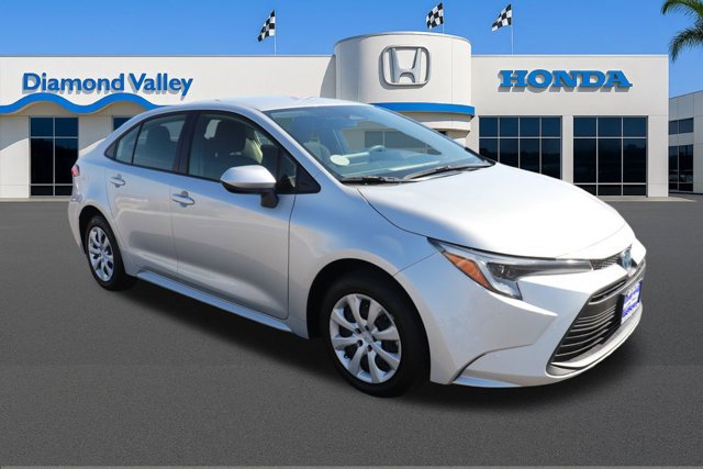 Used 2025 Toyota Corolla LE