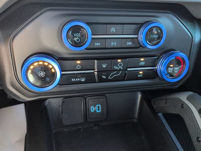 Used 2024 Ford Bronco Big Bend w/ Sasquatch Package AWD/4WD image 23