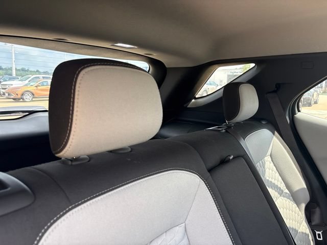 Used 2020 Chevrolet Equinox LS w/ LS Convenience Package AWD/4WD image 36