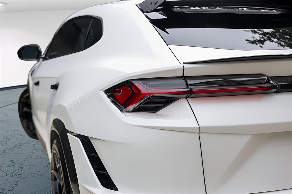 Used 2024 Lamborghini Urus Performante image 40