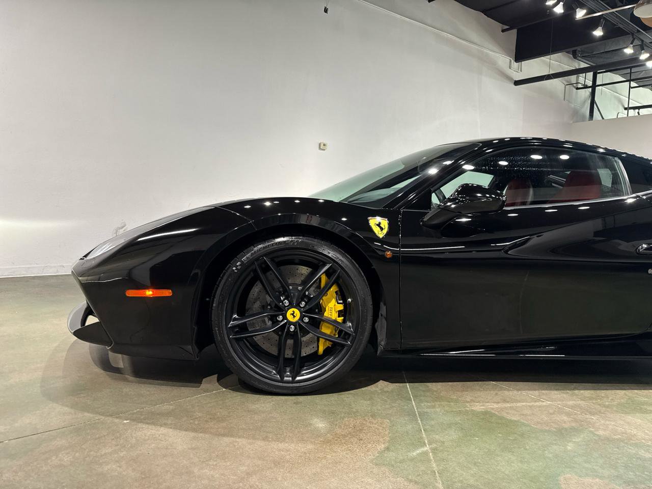 Used 2016 Ferrari 488 GTB image 3