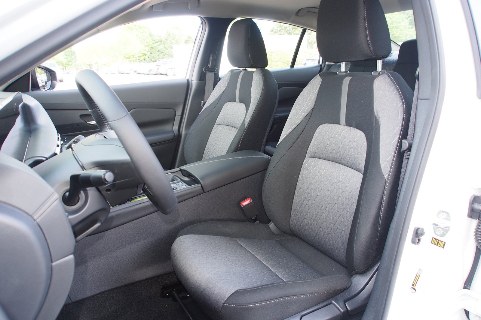 Used 2026 Nissan Sentra SV w/ SV Convenience Package FWD image 15