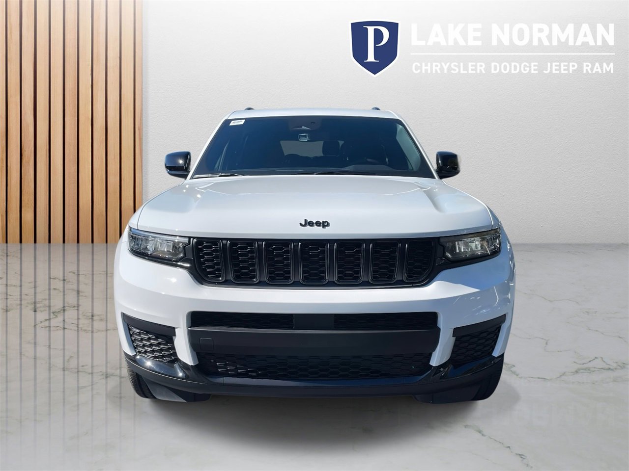 New 2025 Jeep Grand Cherokee L Altitude image 3