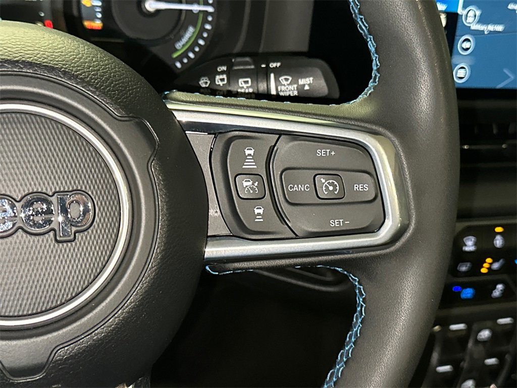 Used 2024 Jeep Wrangler High Altitude image 28