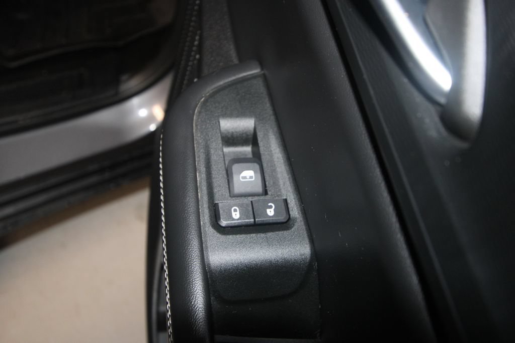 Used 2024 Jeep Grand Cherokee Altitude AWD/4WD image 26