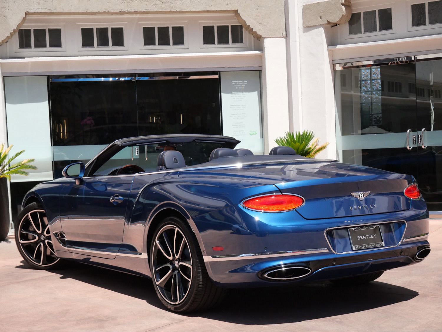 Used 2021 Bentley Continental GT Mulliner AWD/4WD image 3