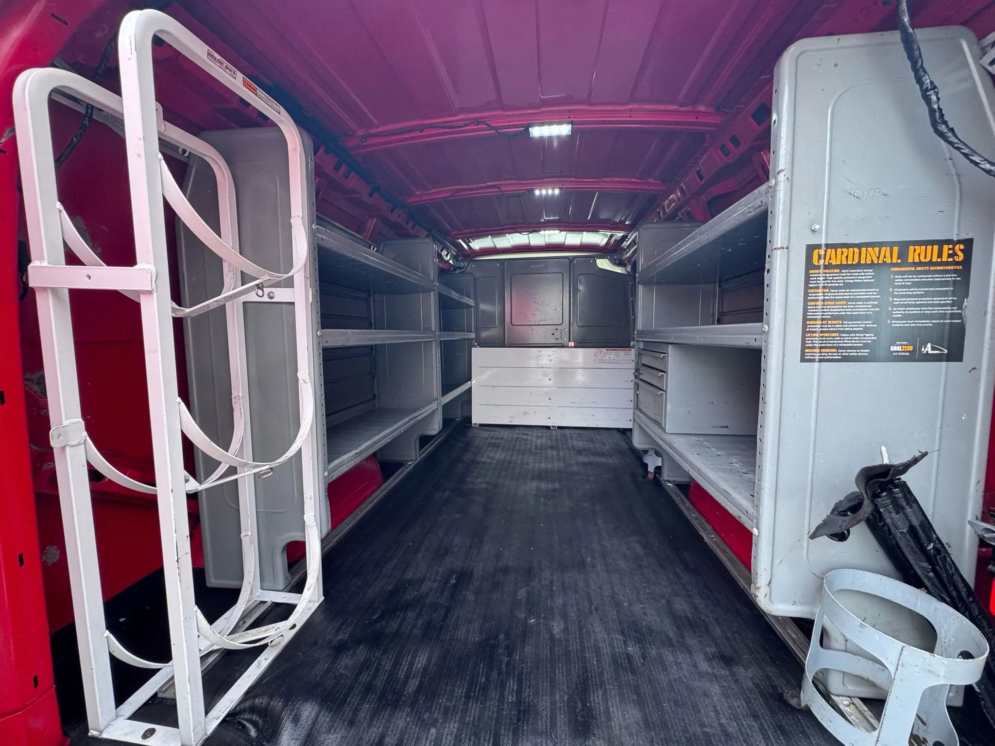 Used 2017 GMC Savana 3500 Regular Van 3D image 25