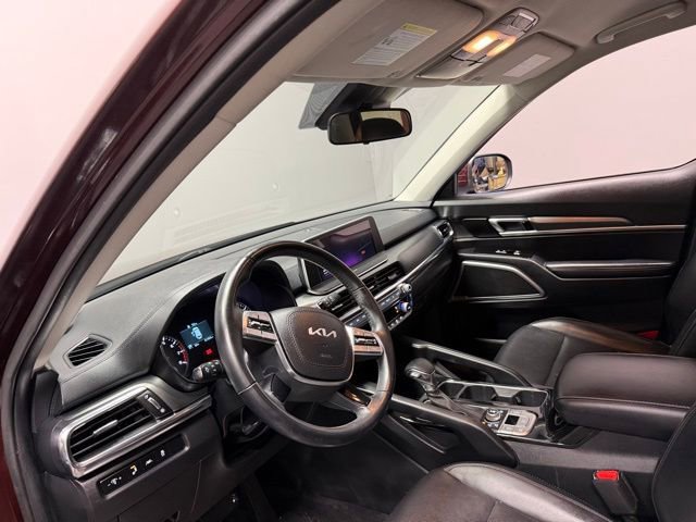 Used 2022 Kia Telluride LX AWD/4WD image 17