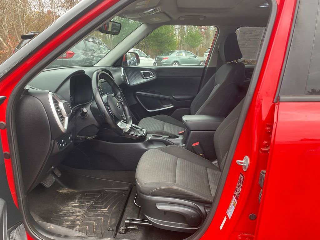 Used 2021 Kia Soul GT-Line image 12