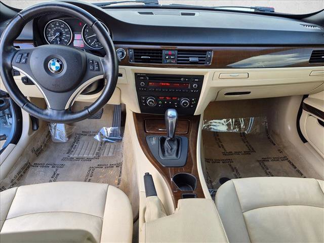 Used 2013 BMW 328i Convertible RWD image 16