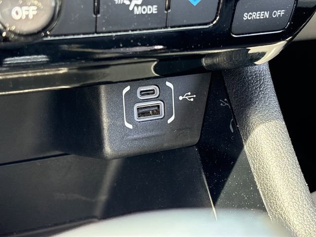 Used 2024 Jeep Compass Limited AWD/4WD image 17