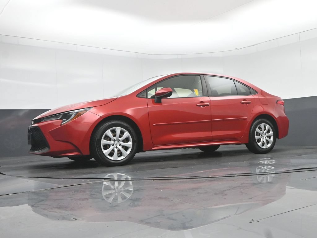 Used 2021 Toyota Corolla LE FWD image 49