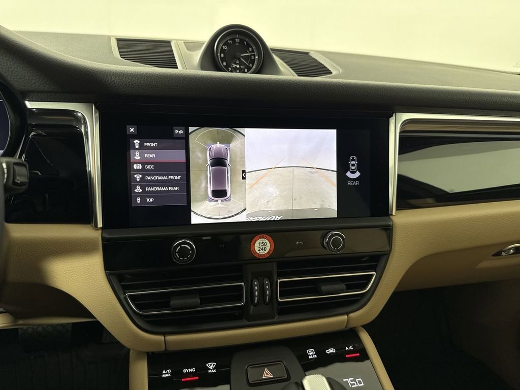 New 2026 Porsche Macan AWD/4WD image 30