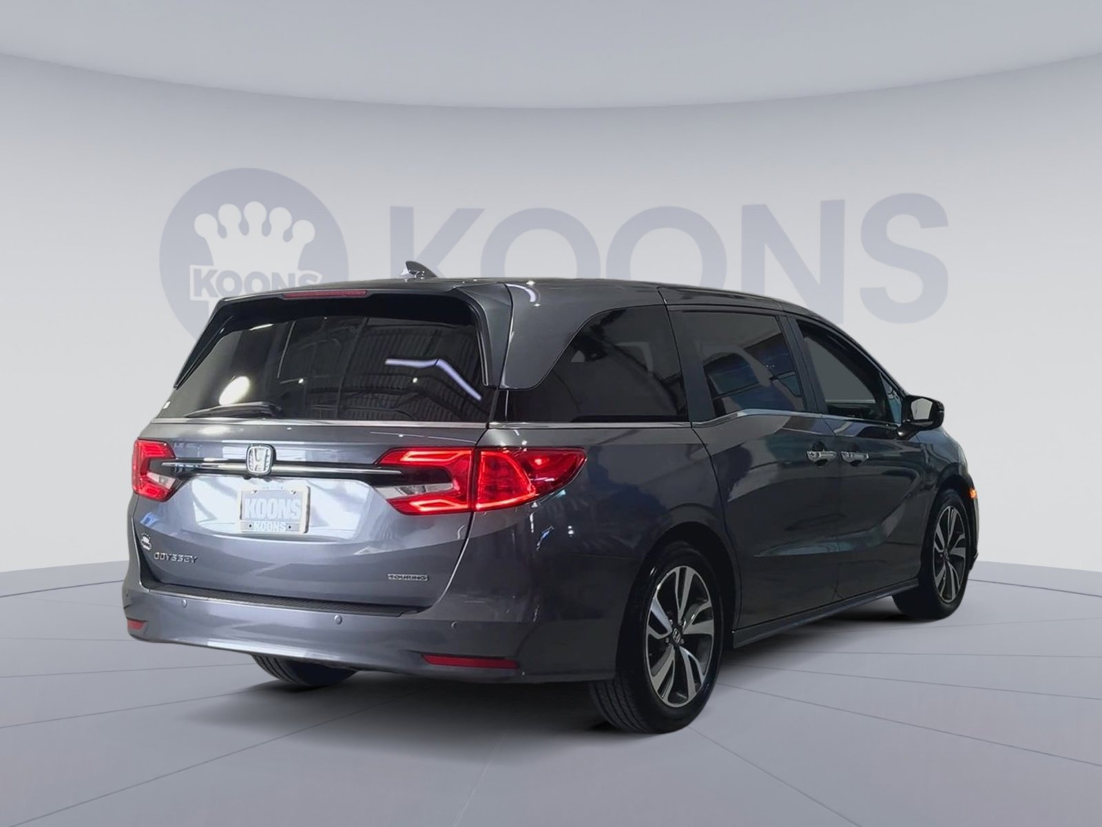 Used 2023 Honda Odyssey Touring image 11