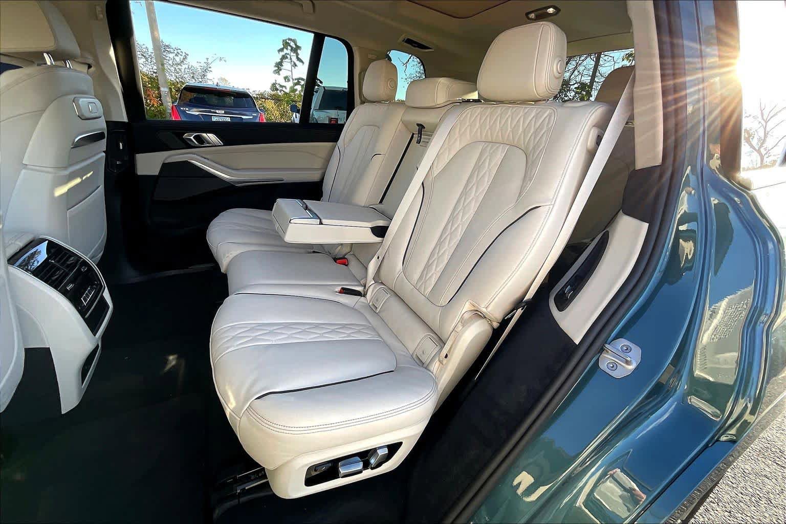 Used 2026 BMW X7 xDrive40i image 21