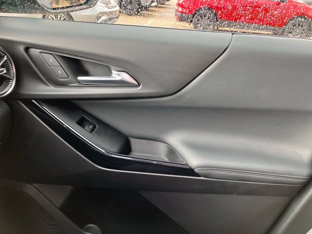 Used 2025 Chevrolet Equinox LT AWD/4WD image 19