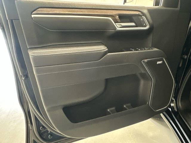 Used 2025 Chevrolet Silverado 1500 RST w/ Convenience Package II AWD/4WD image 30