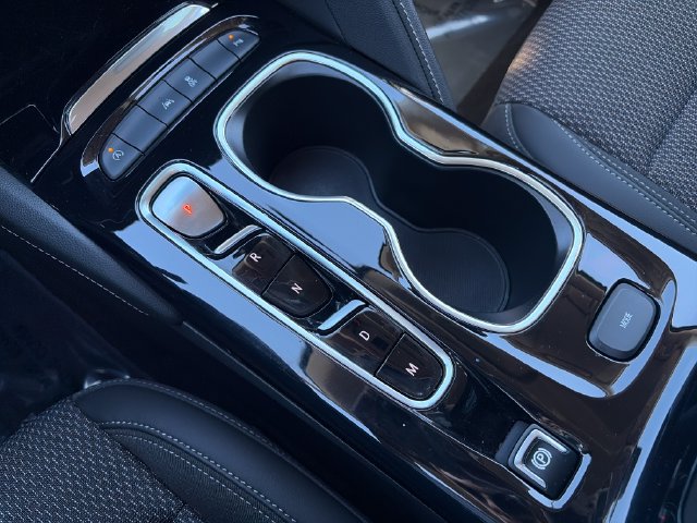 Used 2023 Buick Envision Preferred FWD image 21