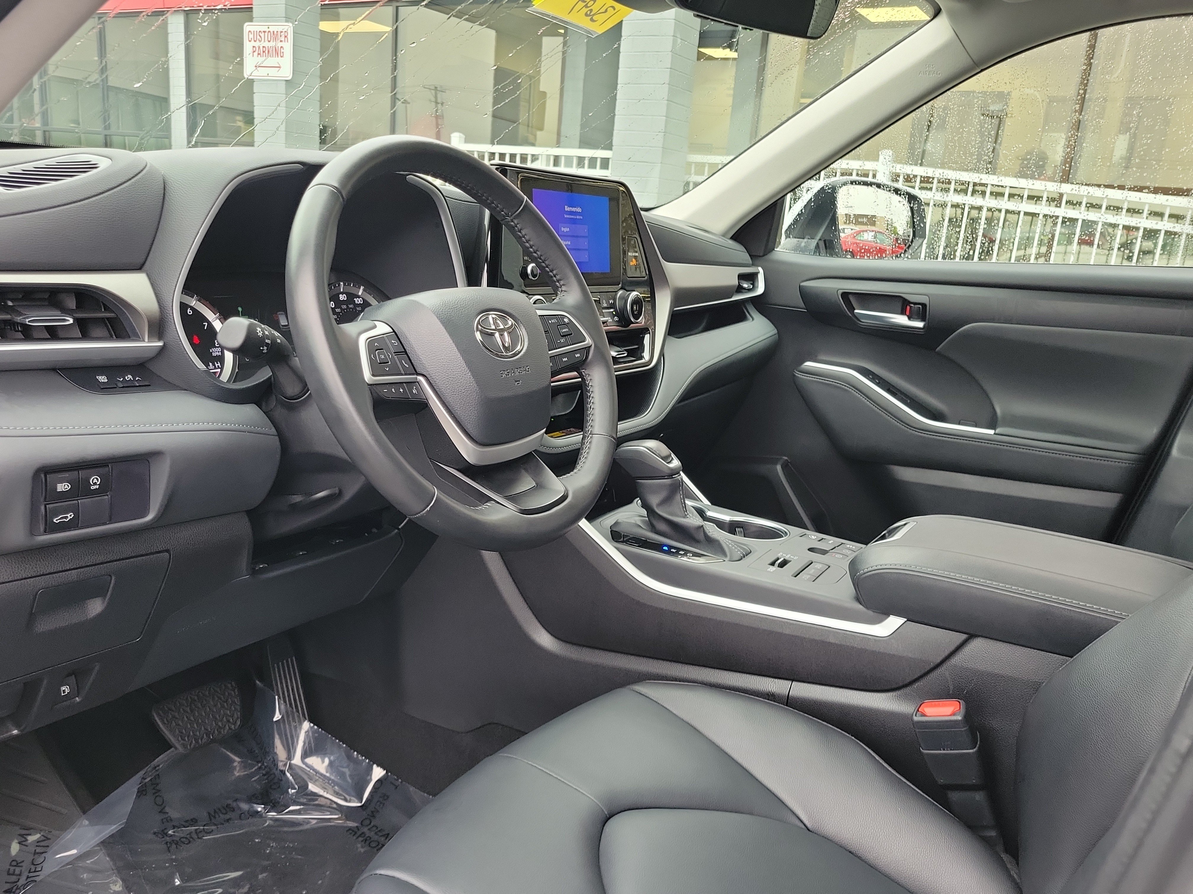 Used 2026 Toyota Highlander XLE AWD/4WD image 19