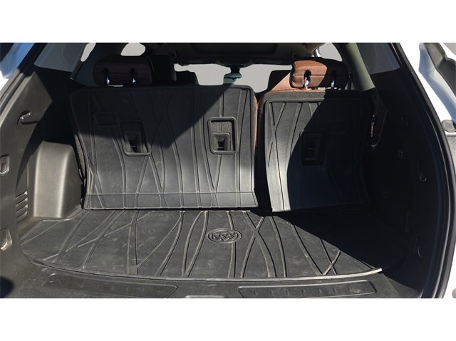 Used 2020 Buick Enclave Avenir w/ Avenir Technology Package image 18