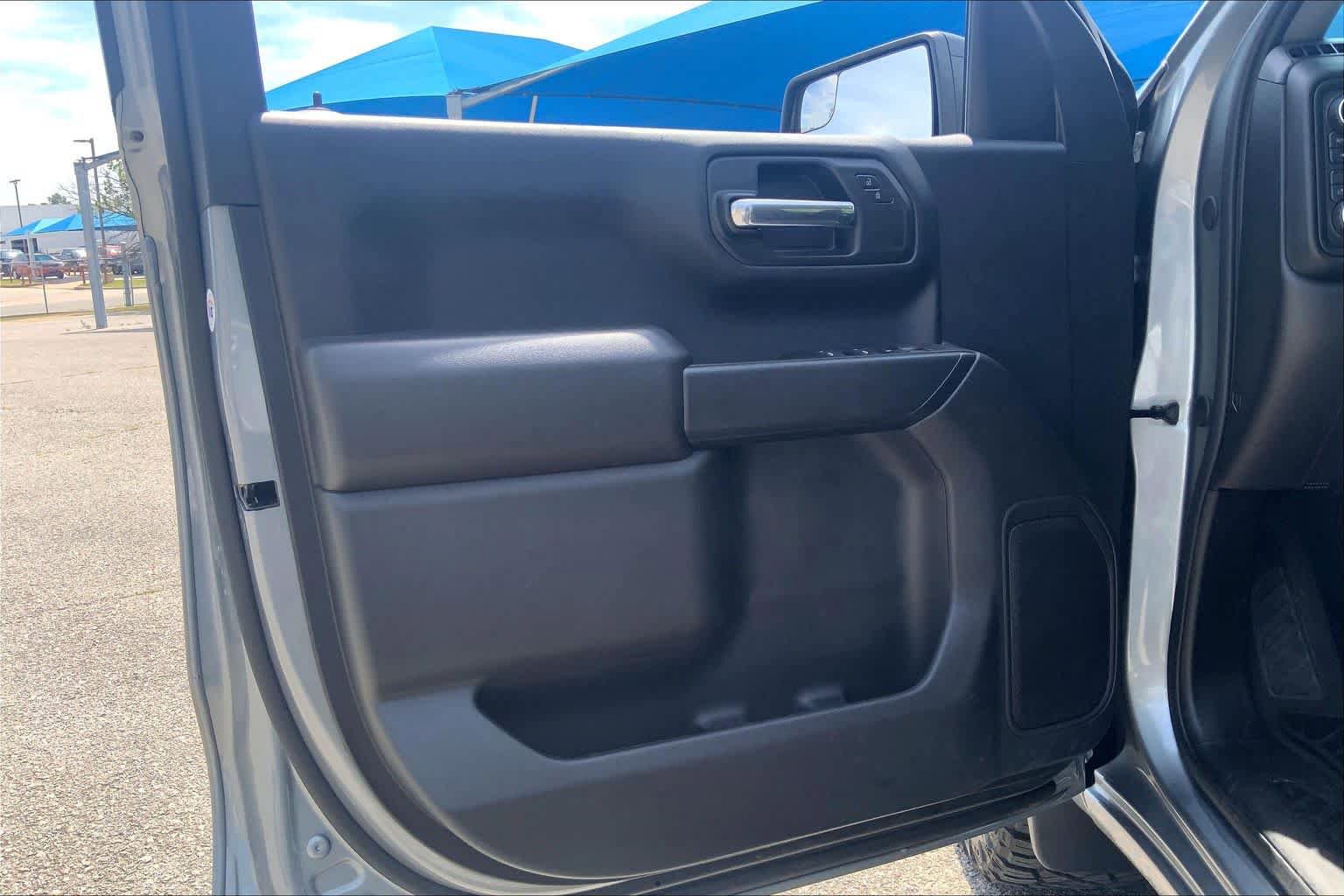 Used 2026 Chevrolet Silverado 1500 Custom AWD/4WD image 22