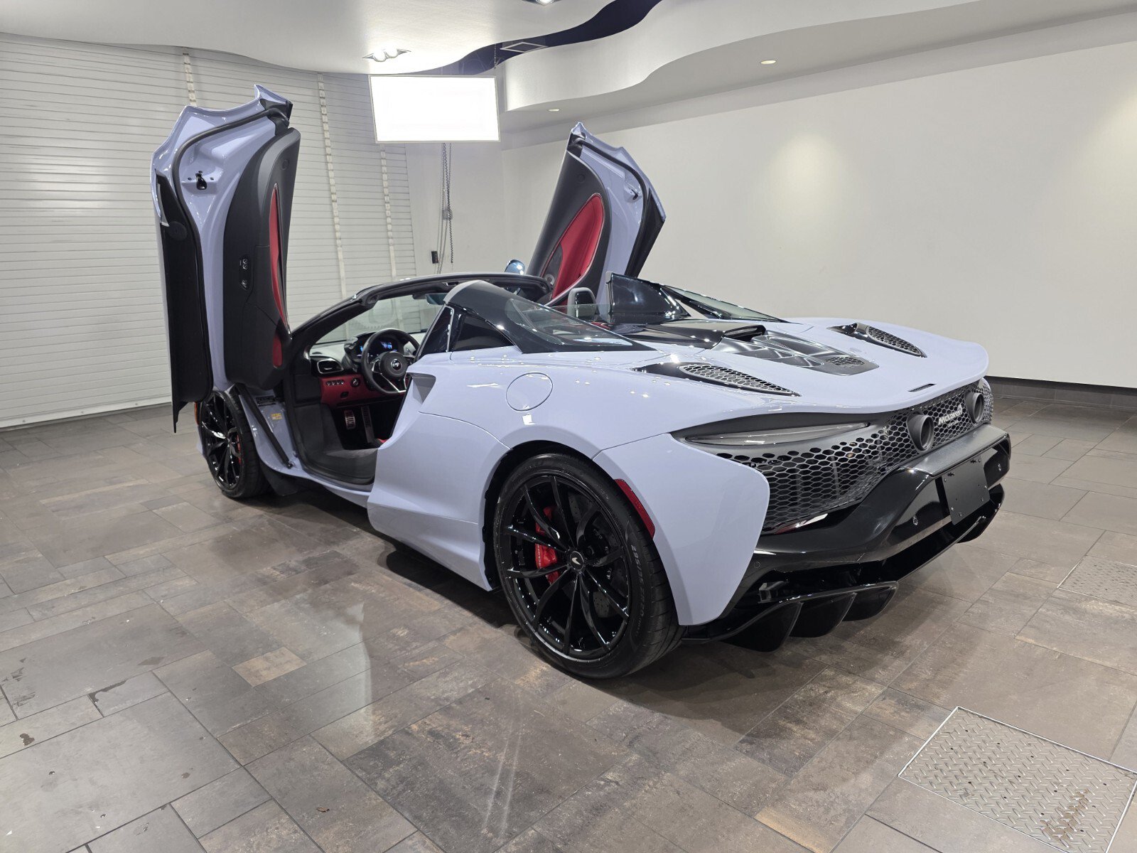 New 2026 McLaren Artura Spider RWD image 23