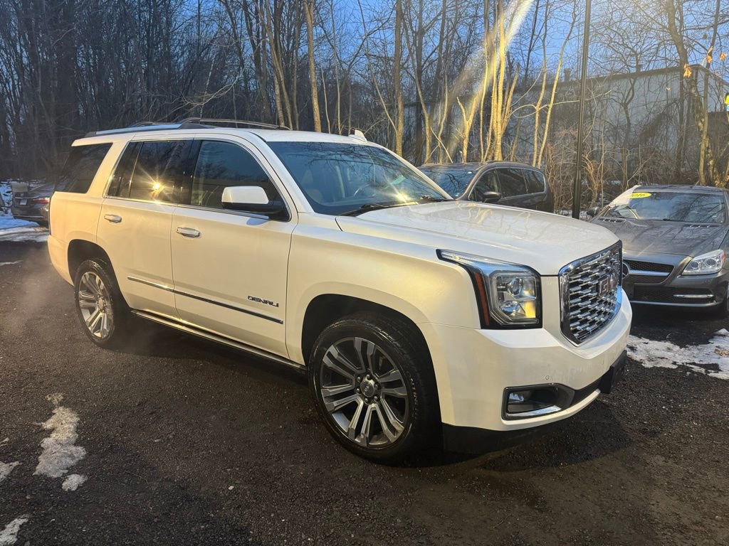 Used 2019 GMC Yukon Denali w/ Denali Ultimate Package AWD/4WD image 1