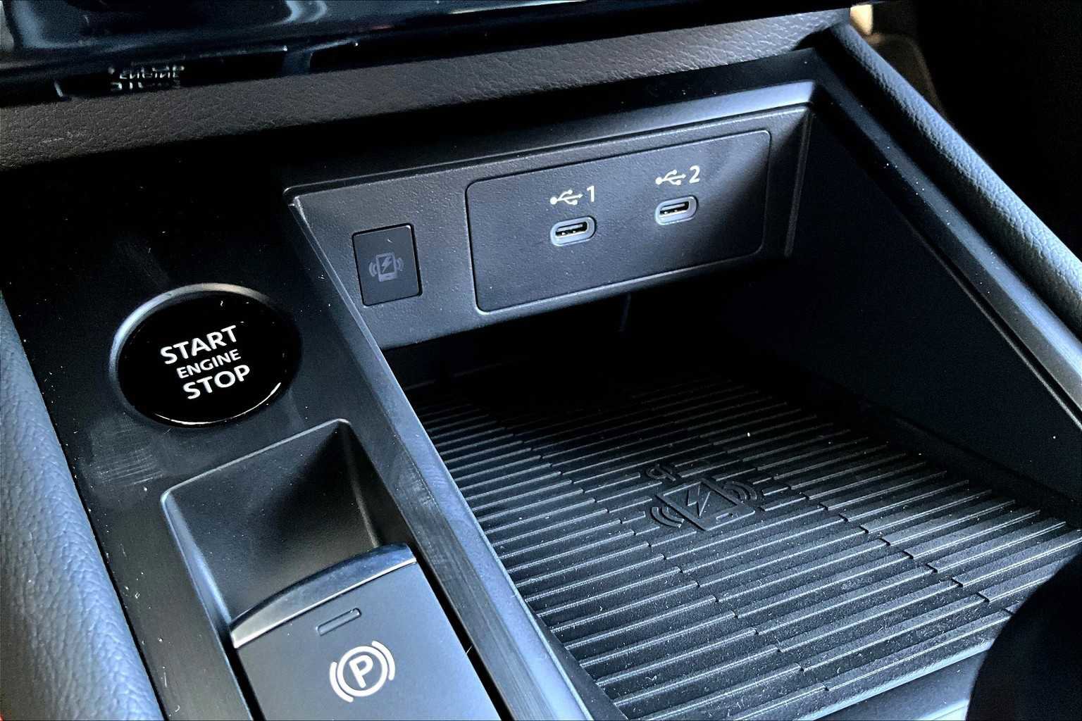 New 2026 Nissan Kicks SR image 18
