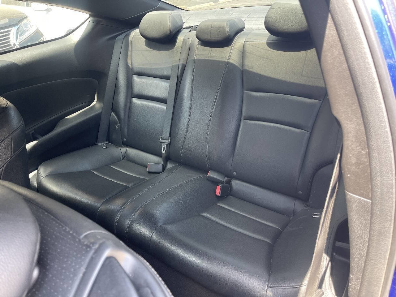 Used 2016 Honda Accord Touring image 12