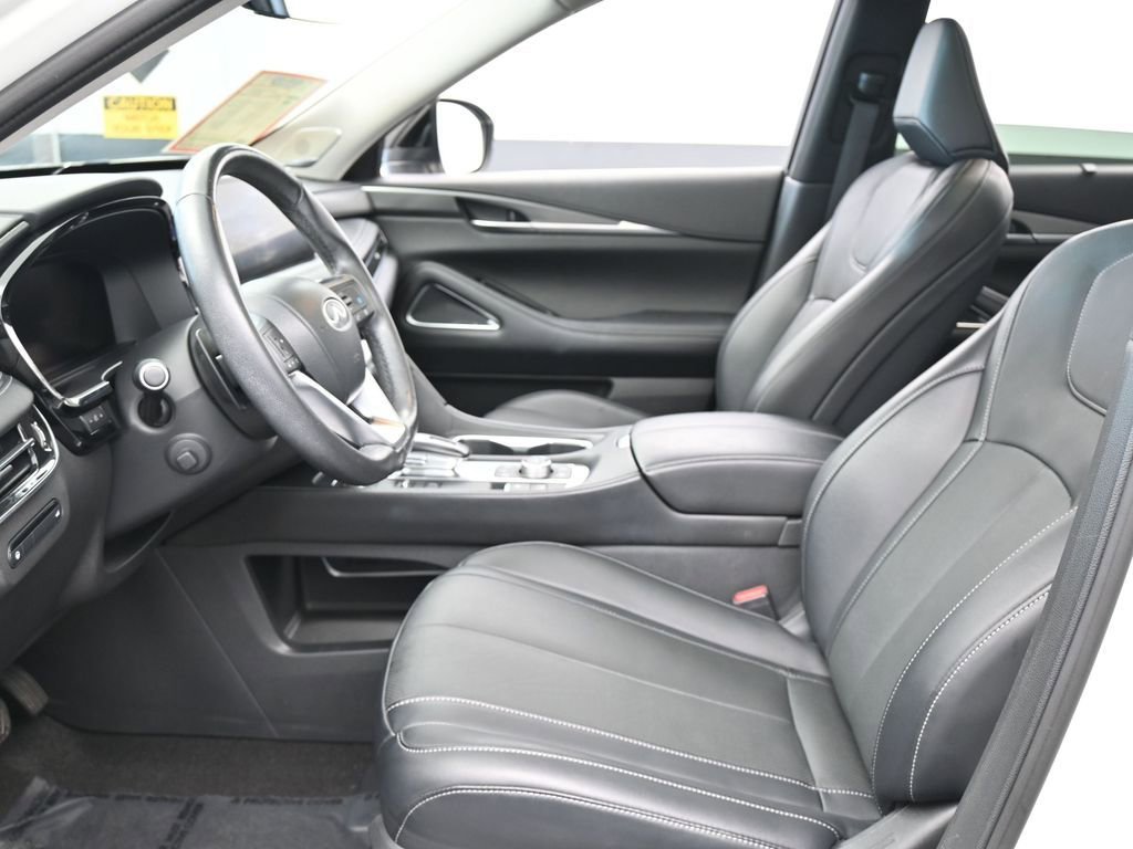 Used 2023 INFINITI QX60 Luxe w/ Performance Audio Package image 11