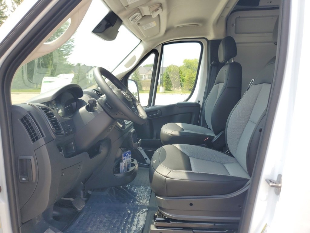 New 2025 RAM ProMaster 2500 w/ Convenience Group image 5