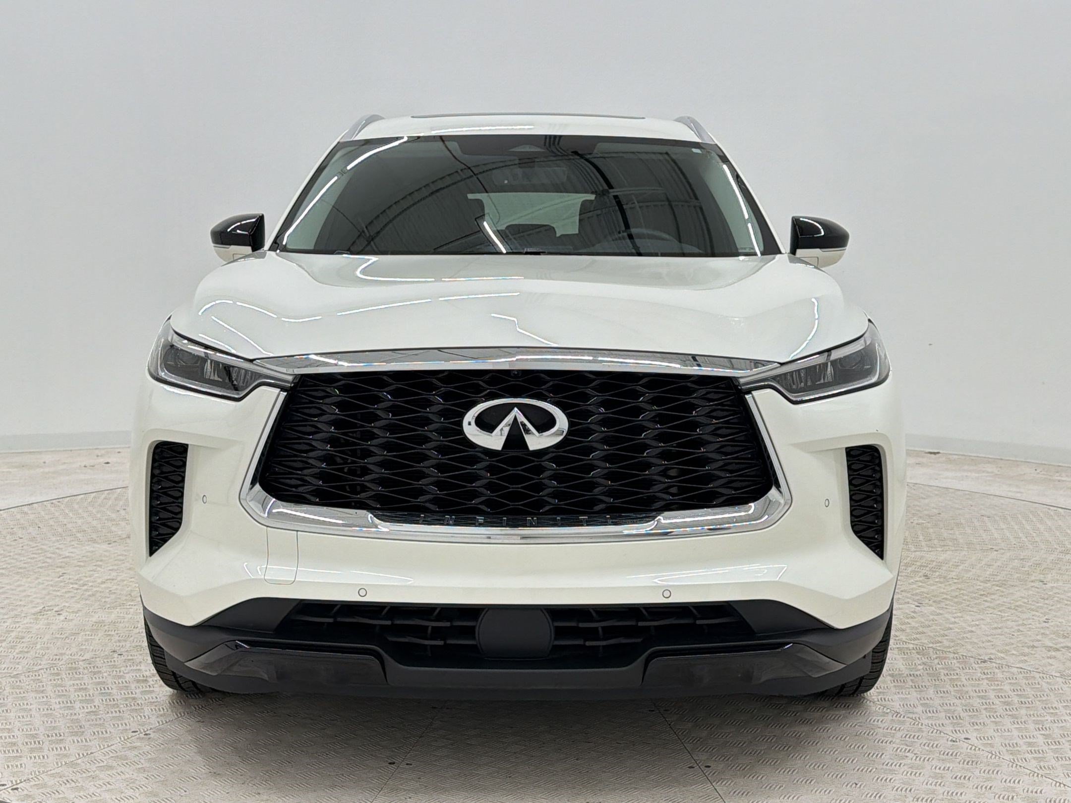 Used 2024 INFINITI QX60 Luxe FWD image 6