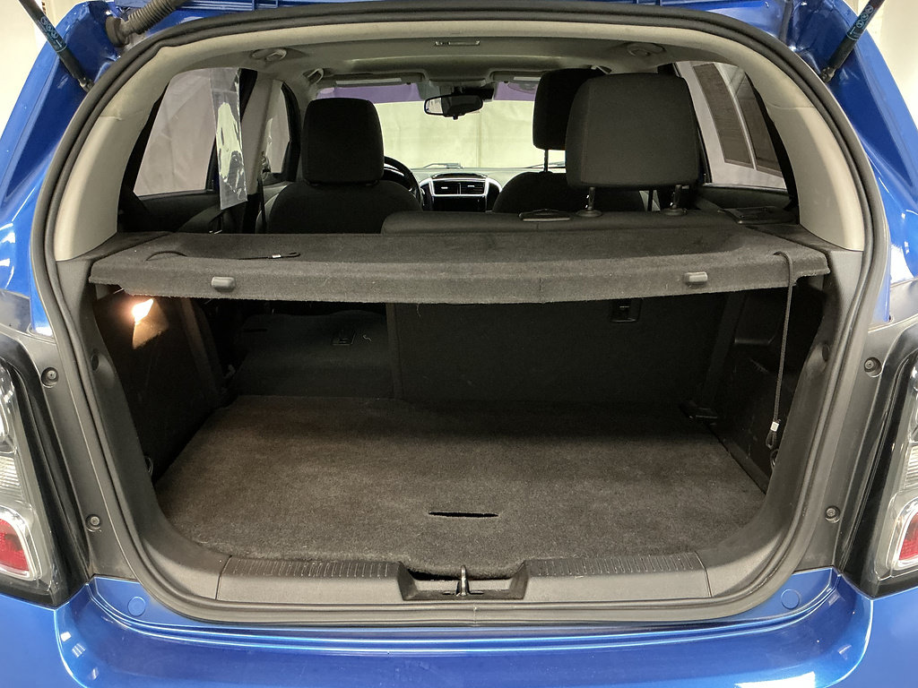 Used 2019 Chevrolet Sonic LT w/ Convenience Package FWD image 22