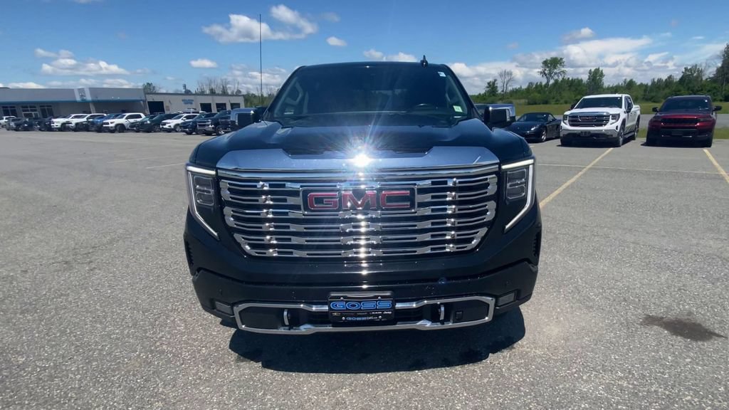 Certified 2023 GMC Sierra 1500 Denali w/ Technology Package AWD/4WD image 3