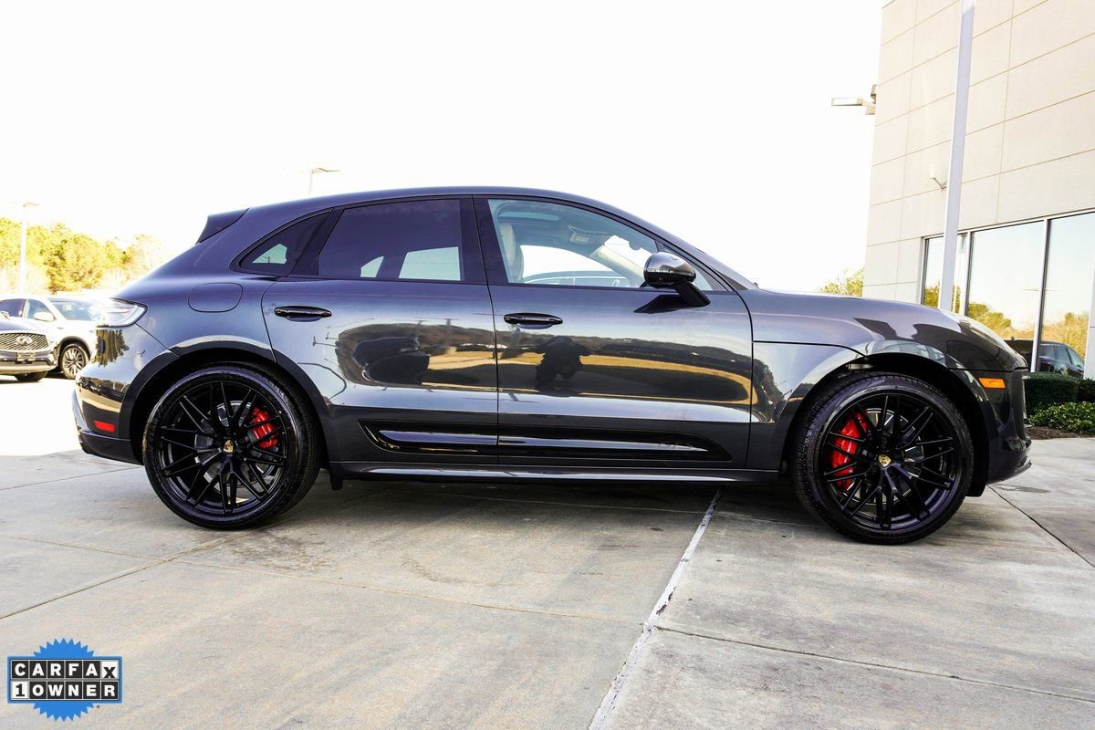 Used 2022 Porsche Macan GTS image 9
