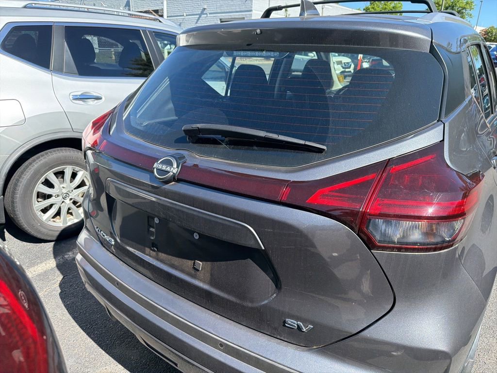 Used 2024 Nissan Kicks SV w/ Interior Electronics Package FWD image 4