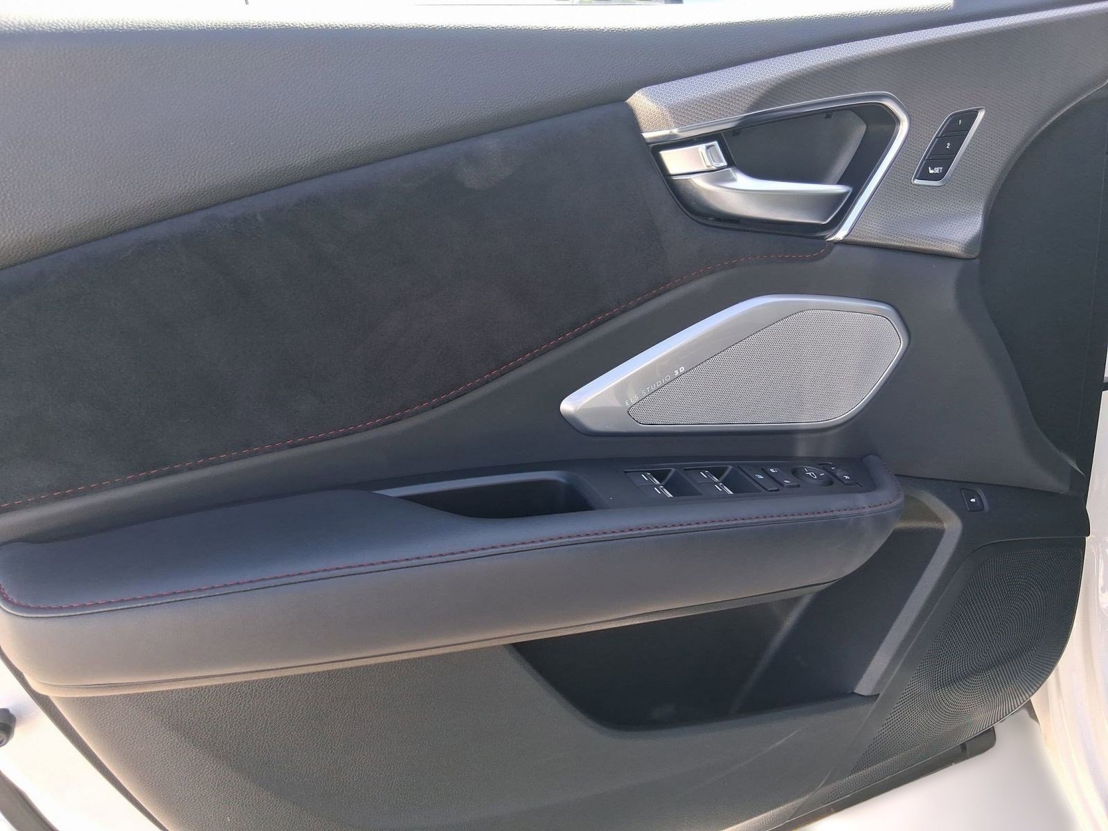 Used 2025 Acura RDX A-Spec image 12