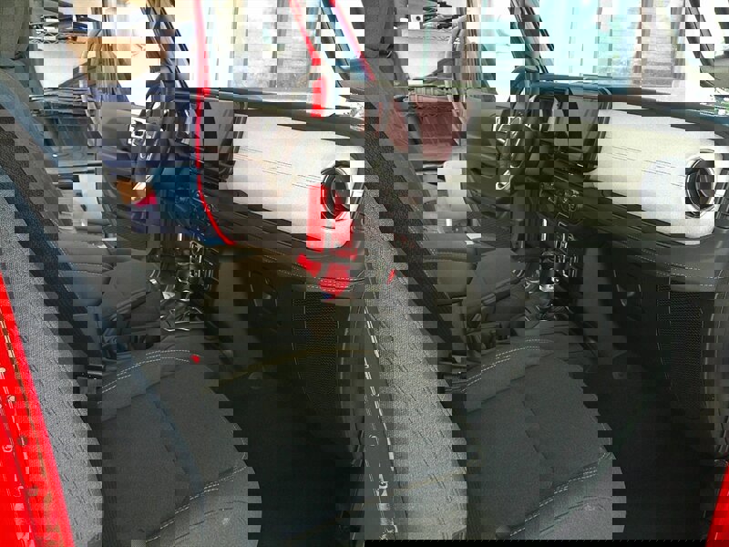 Used 2025 Jeep Wrangler Unlimited Sahara image 18