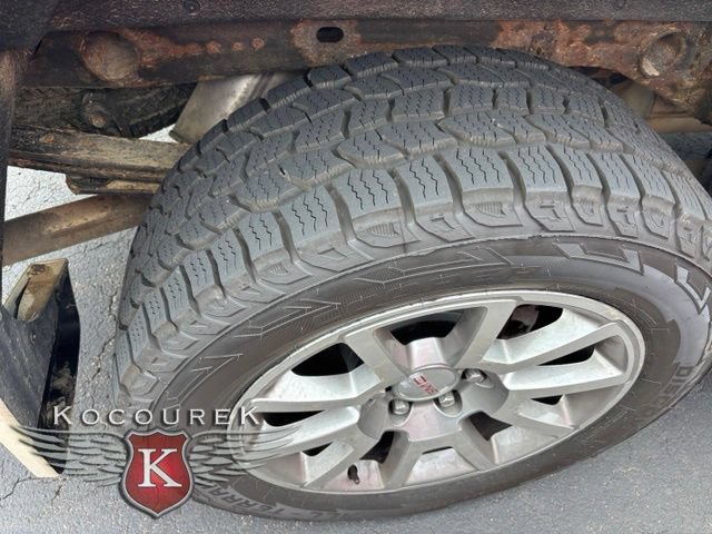 Used 2015 GMC Sierra 1500 Denali w/ Driver Alert Package AWD/4WD image 15