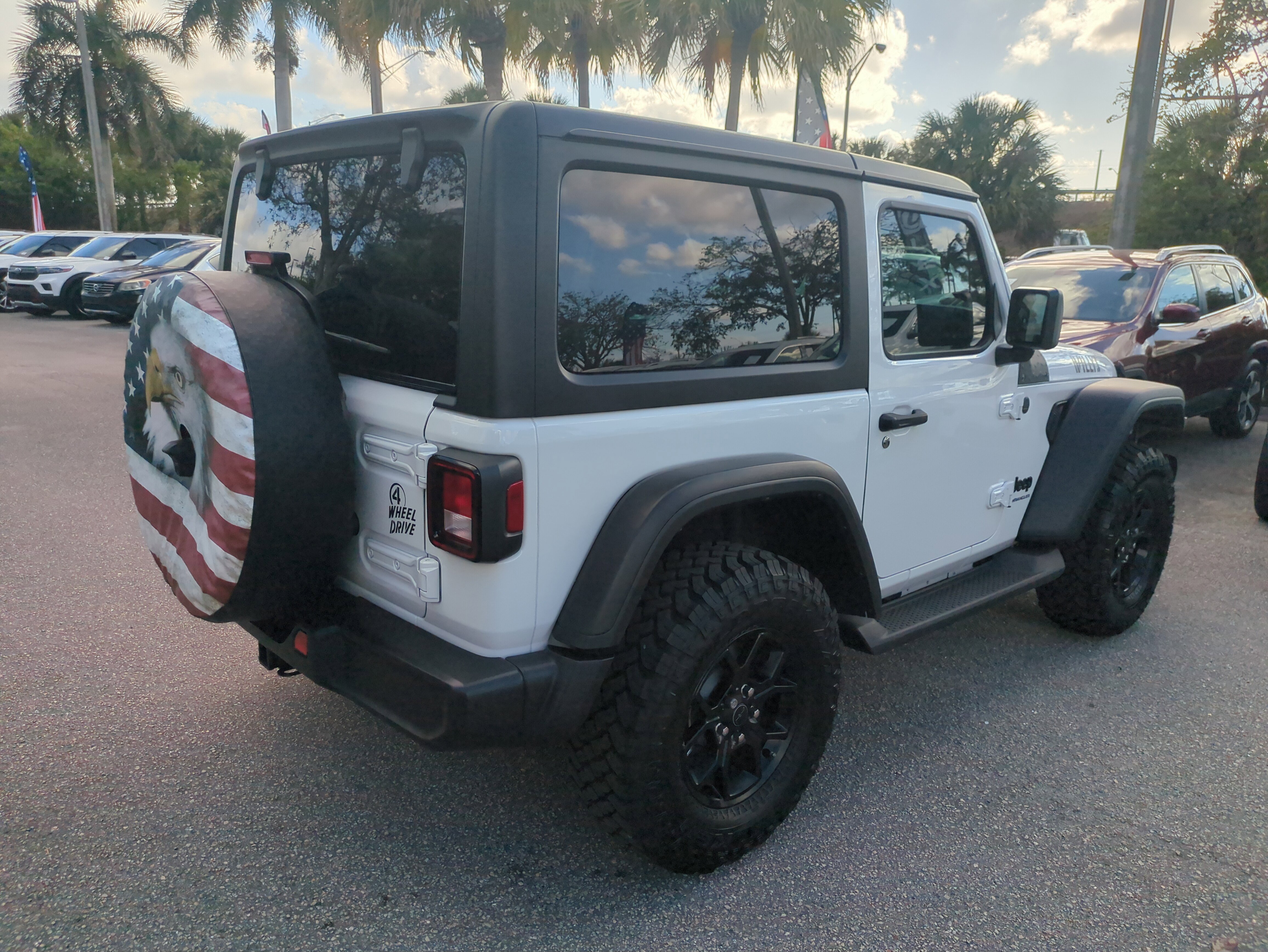 Certified 2025 Jeep Wrangler Willys image 5