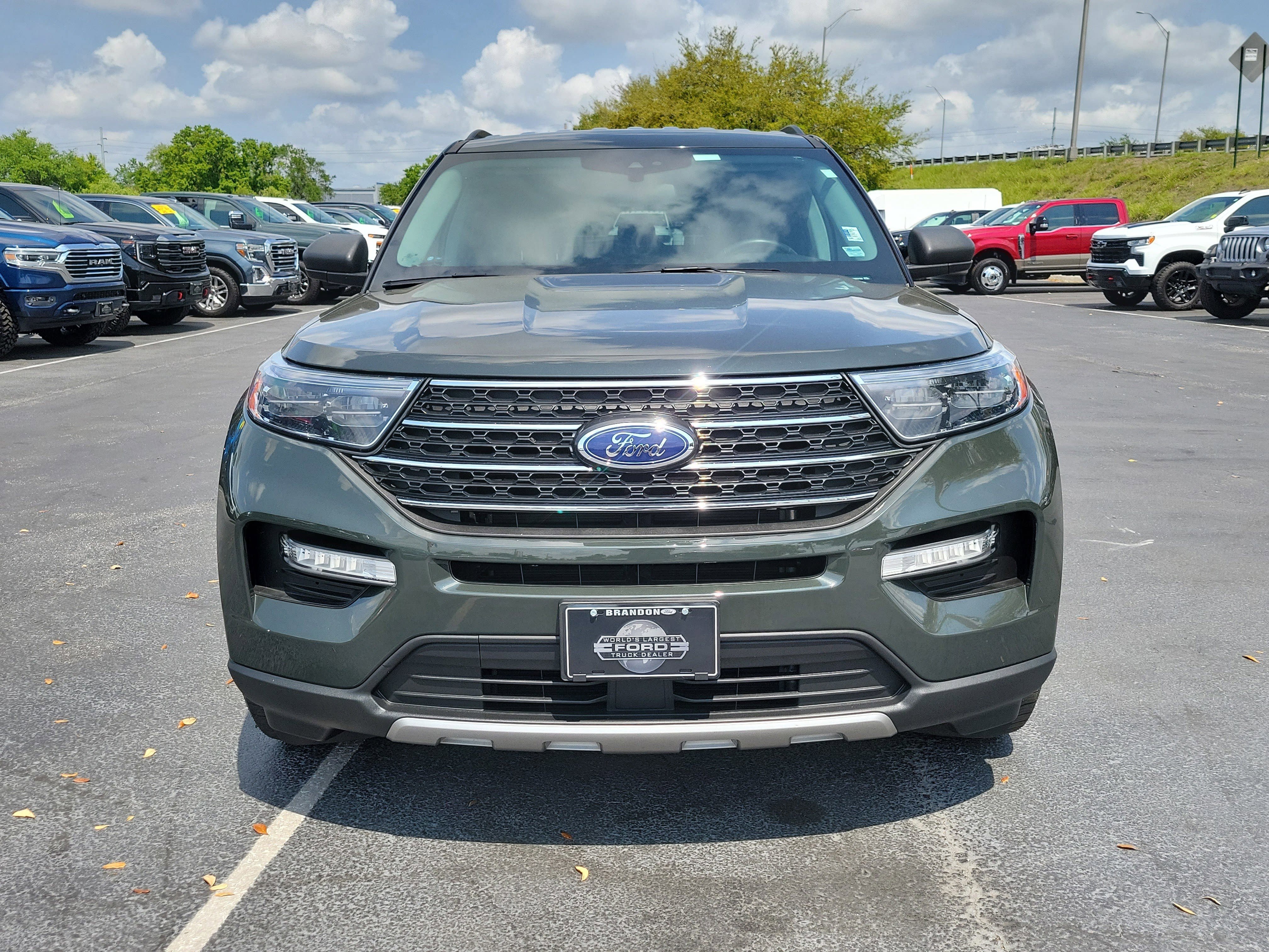 Certified 2022 Ford Explorer XLT w/ Equipment Group 202A RWD video 2