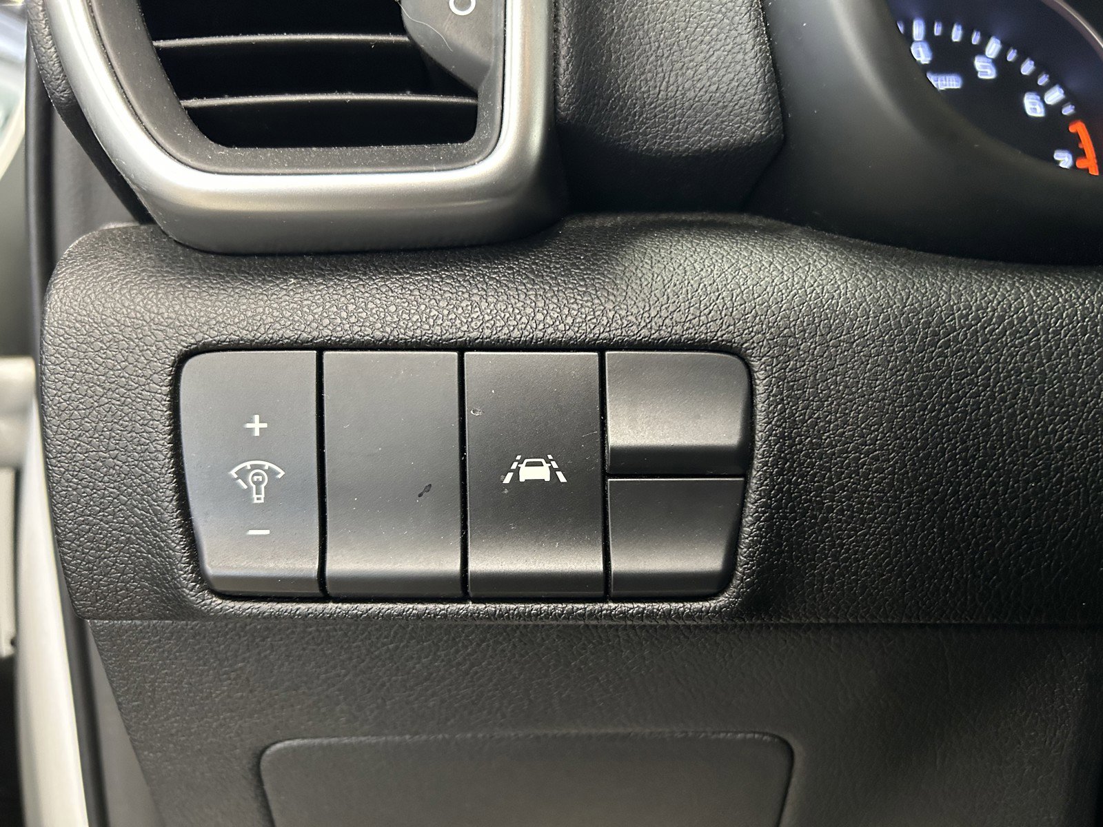 Used 2020 Kia Sportage LX image 21